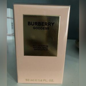 Burberry Goddess Perfume